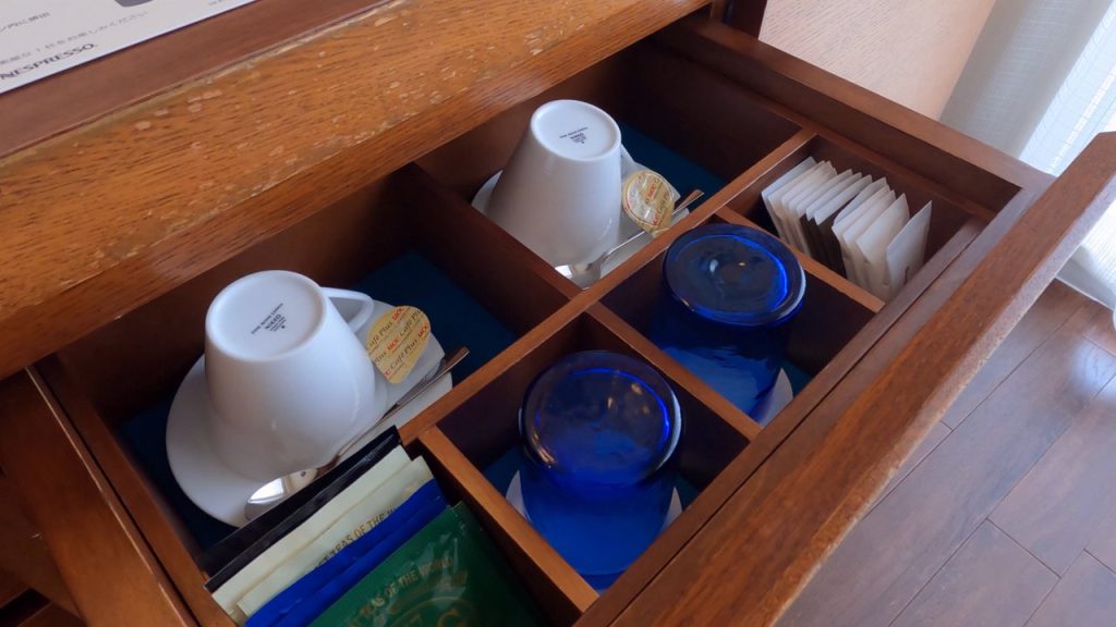 コーヒーと紅茶のセット