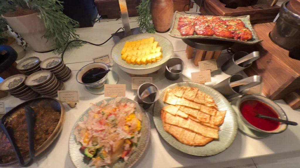 朝食ビュッフェ