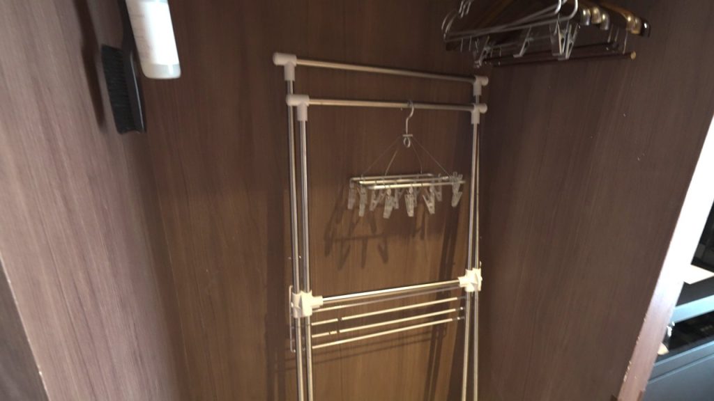 水着を干せるハンガー付きのクローゼット