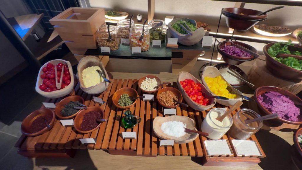朝食のビュッフェ