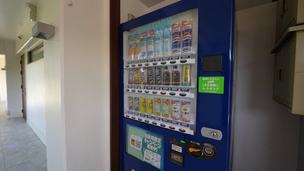 宿泊棟の自動販売機