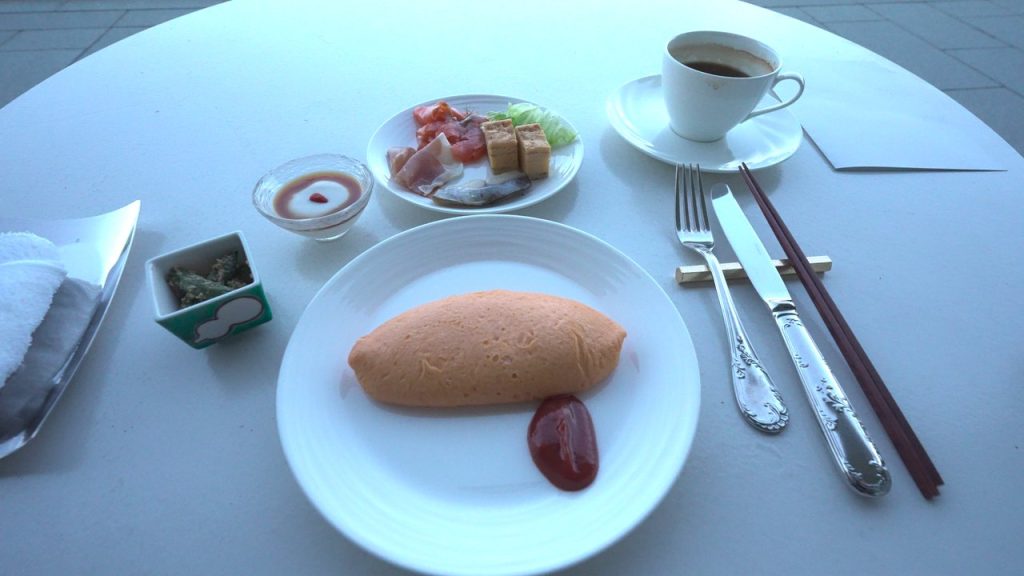 ラウンジで作ってもらったオムレツ