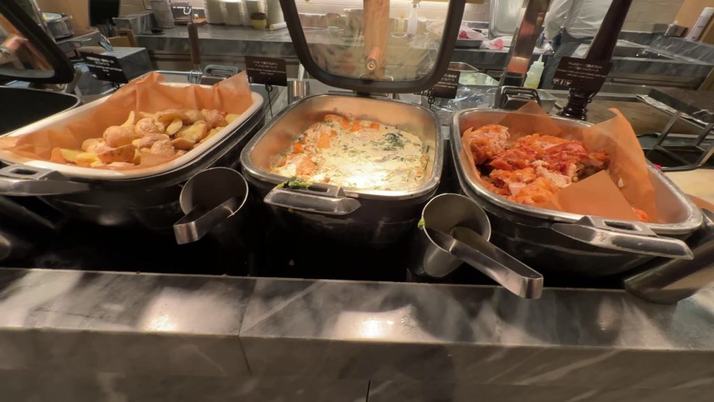 アジュールの夕食ビュッフェ