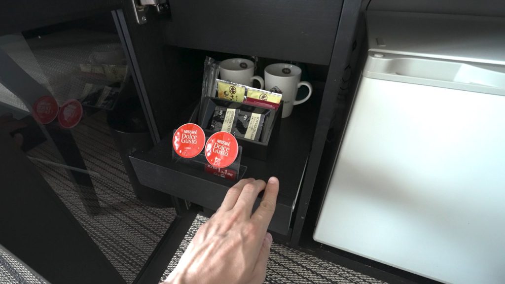 無料のコーヒーとティーセット