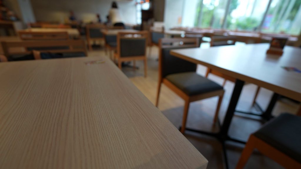 朝食会場