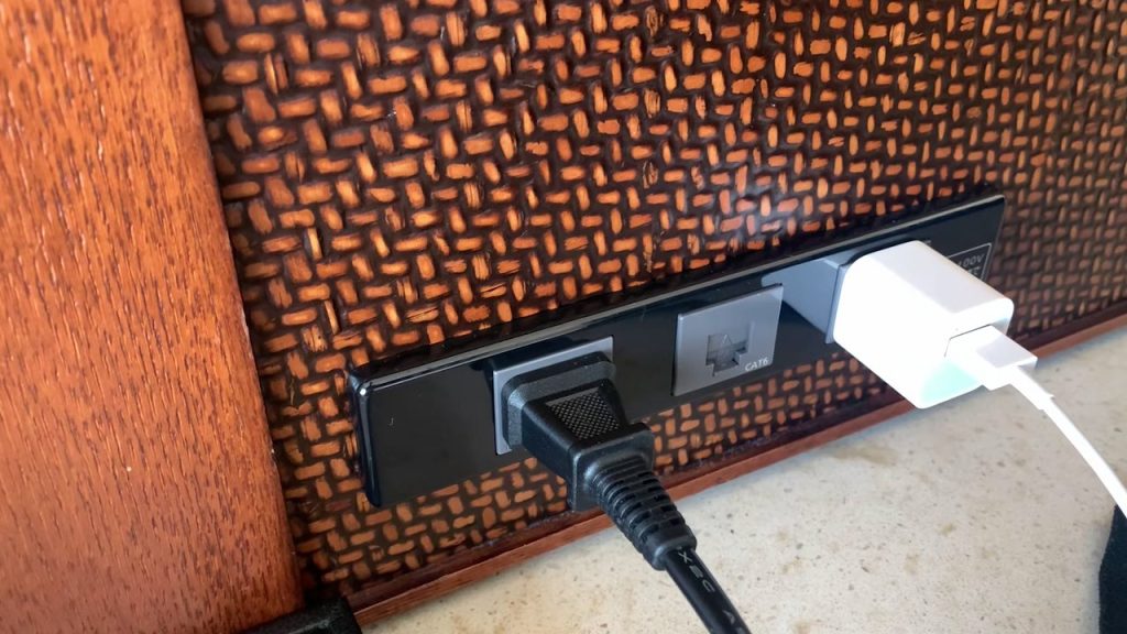 デスクの電源