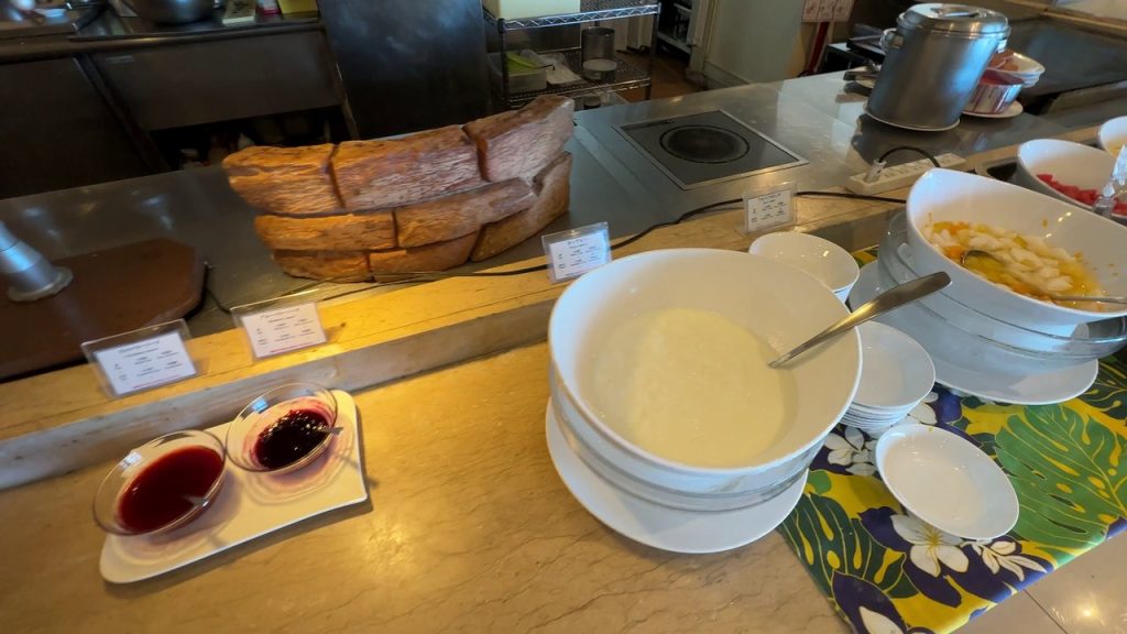 朝食のパンケーキコーナー