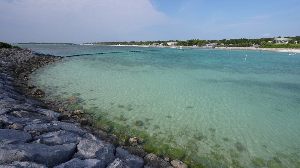 透明度の高い海