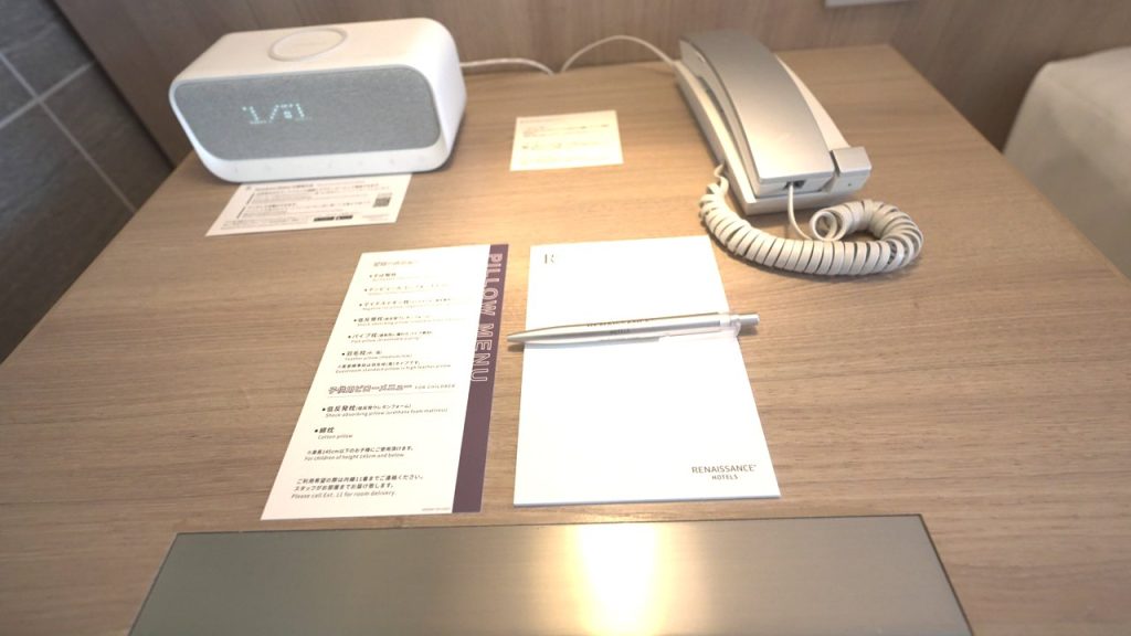 ベッドサイドのスピーカー