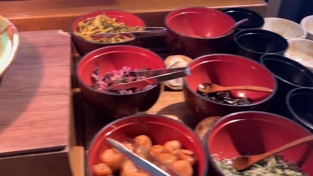 朝食のフルーツ