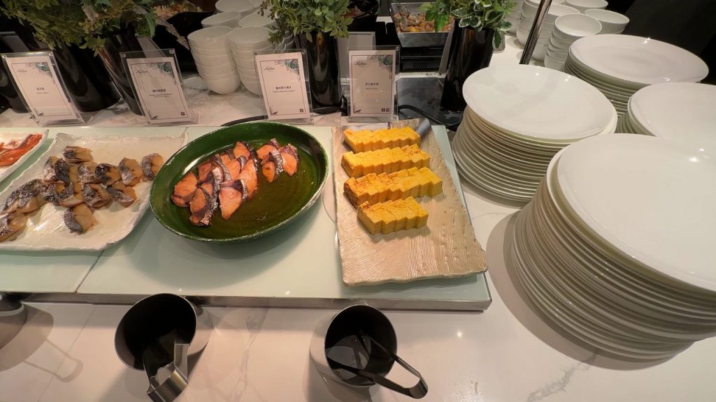 ビュッフェダイニングの朝食