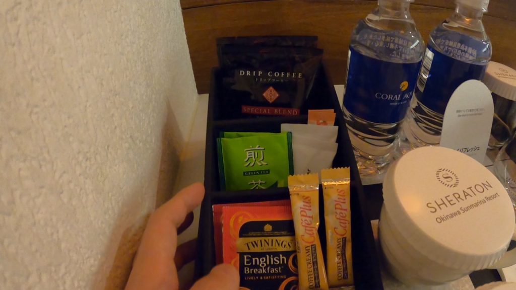 シェラトンの無料のお水とコーヒー