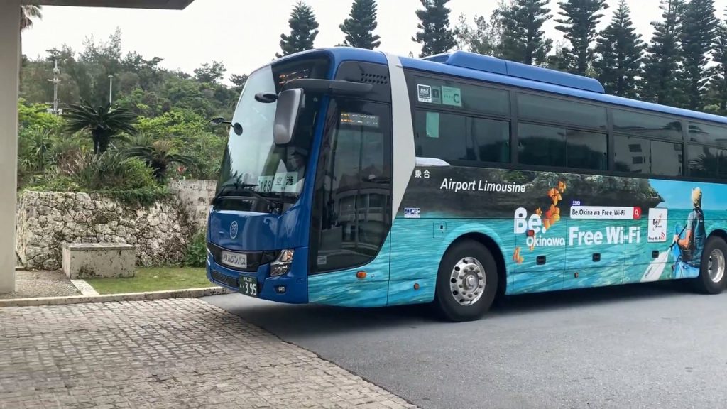 ホテル前の空港リムジンバス