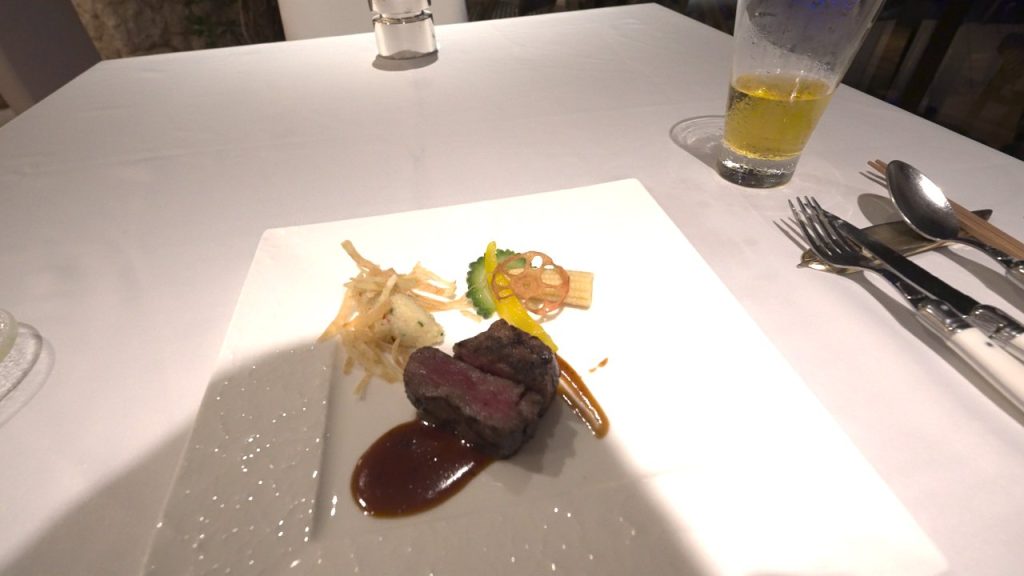 沖縄県産の牛肉