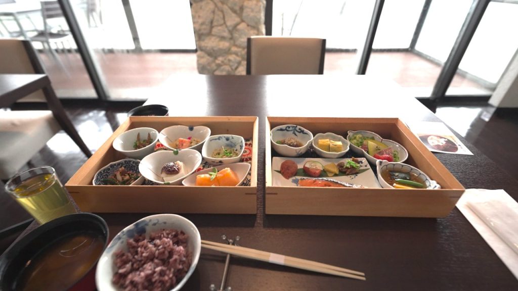 蜃気楼の和朝食