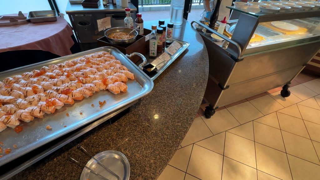 夕食ビュッフェのお寿司